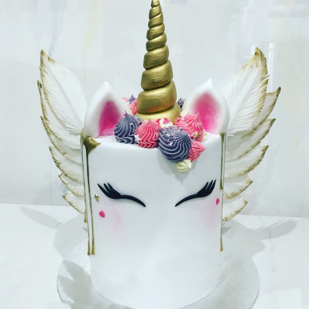 grace unicorn cake